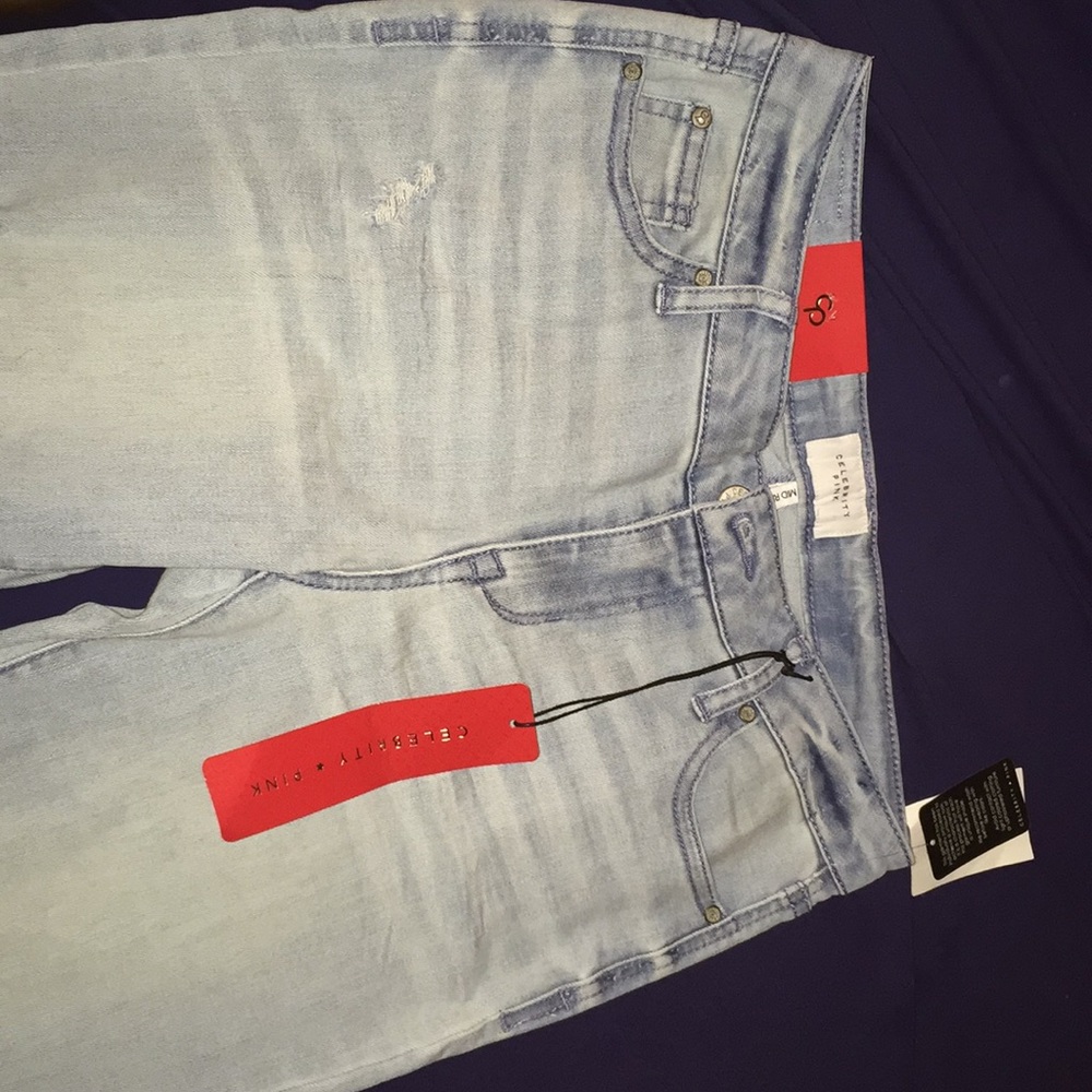 Jeans - Picture 2 of 5